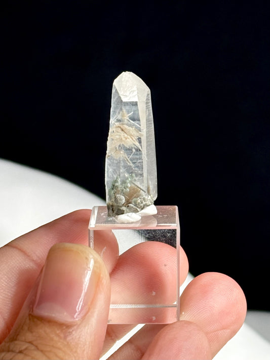 Cookite & Tremolite in Quartz