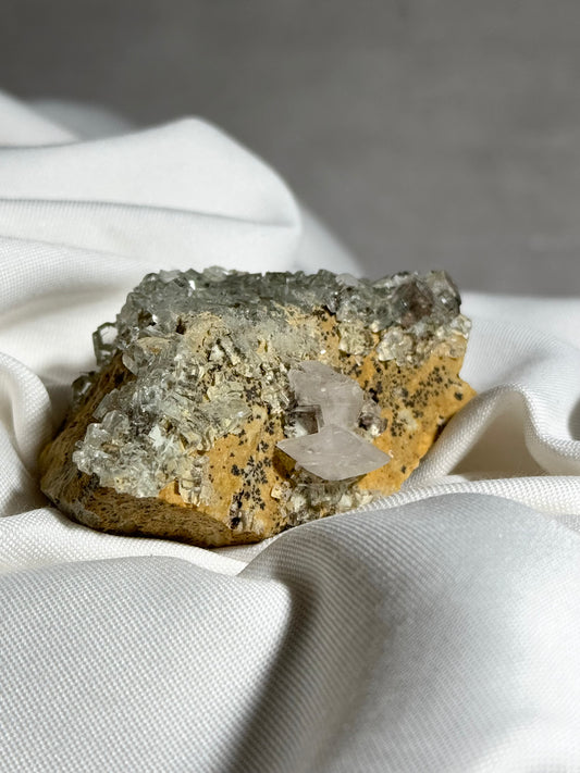 Fluorite & Calcite w/Dendrites