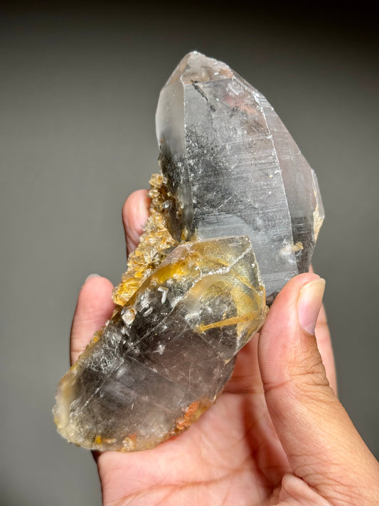 Rutile in Quartz