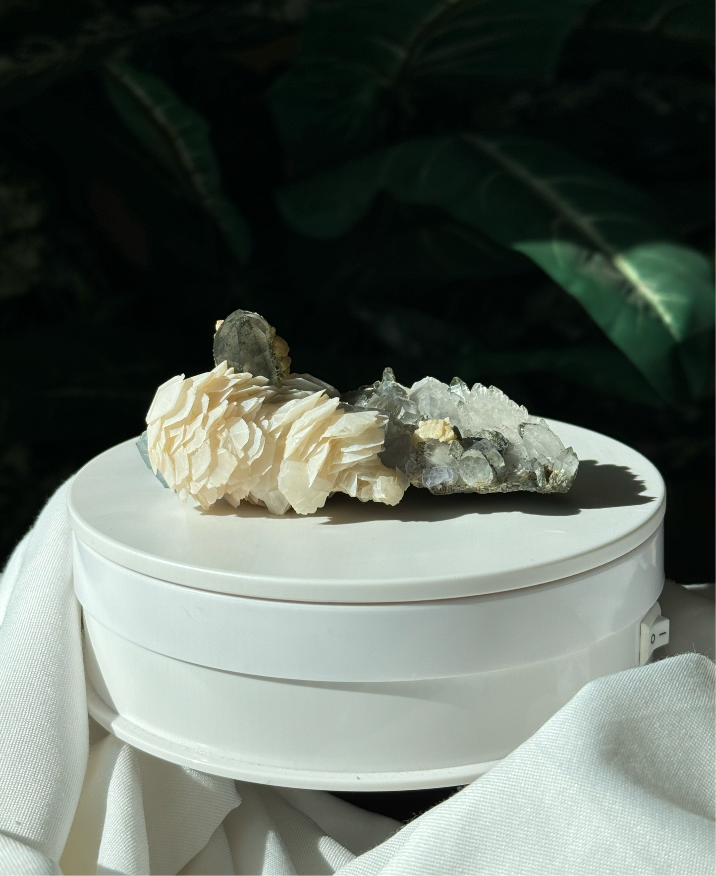 Quartz, Calcite, Dolomite & Fluorite