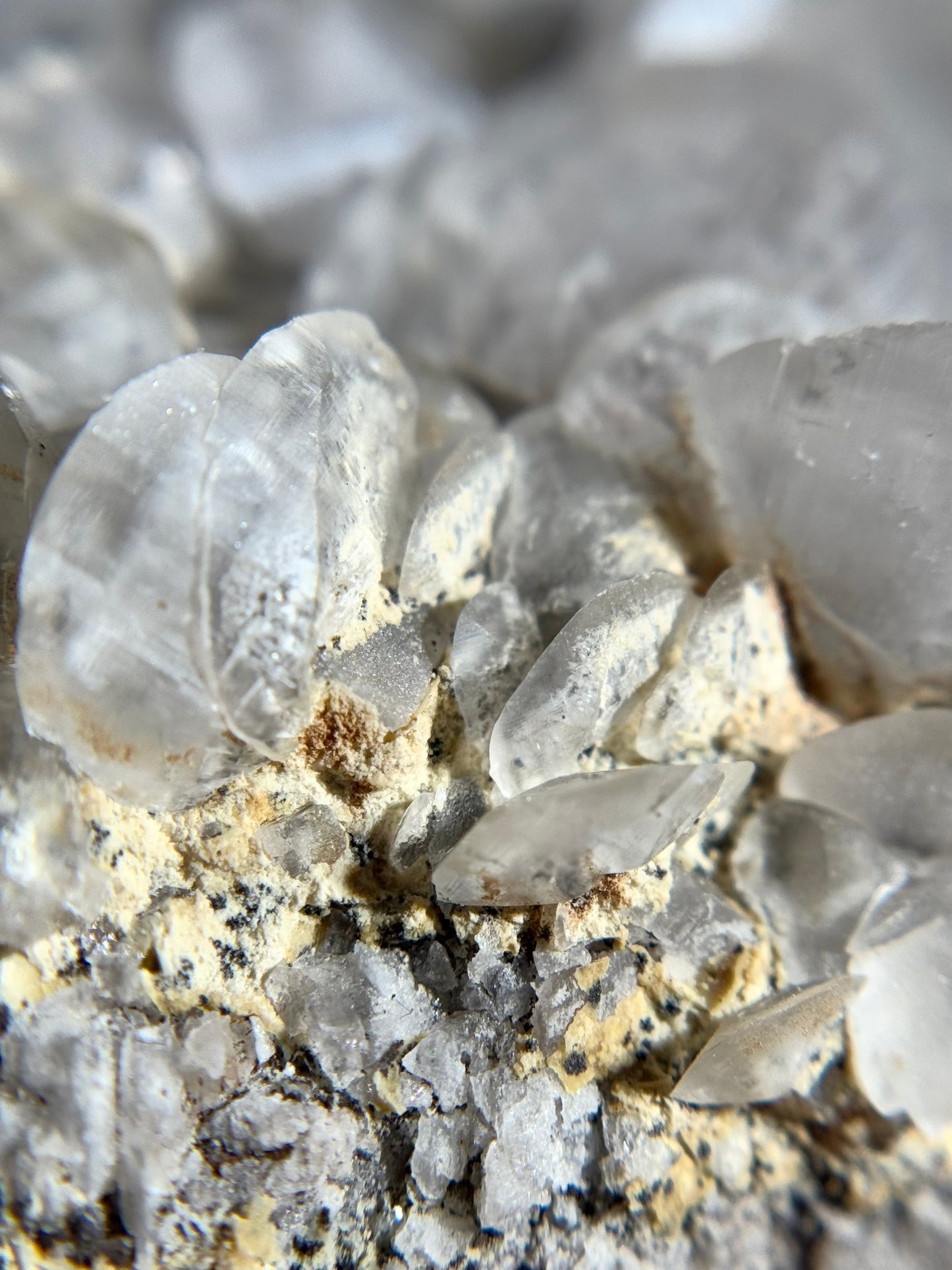 Fluorite & Calcite w/Dendrites