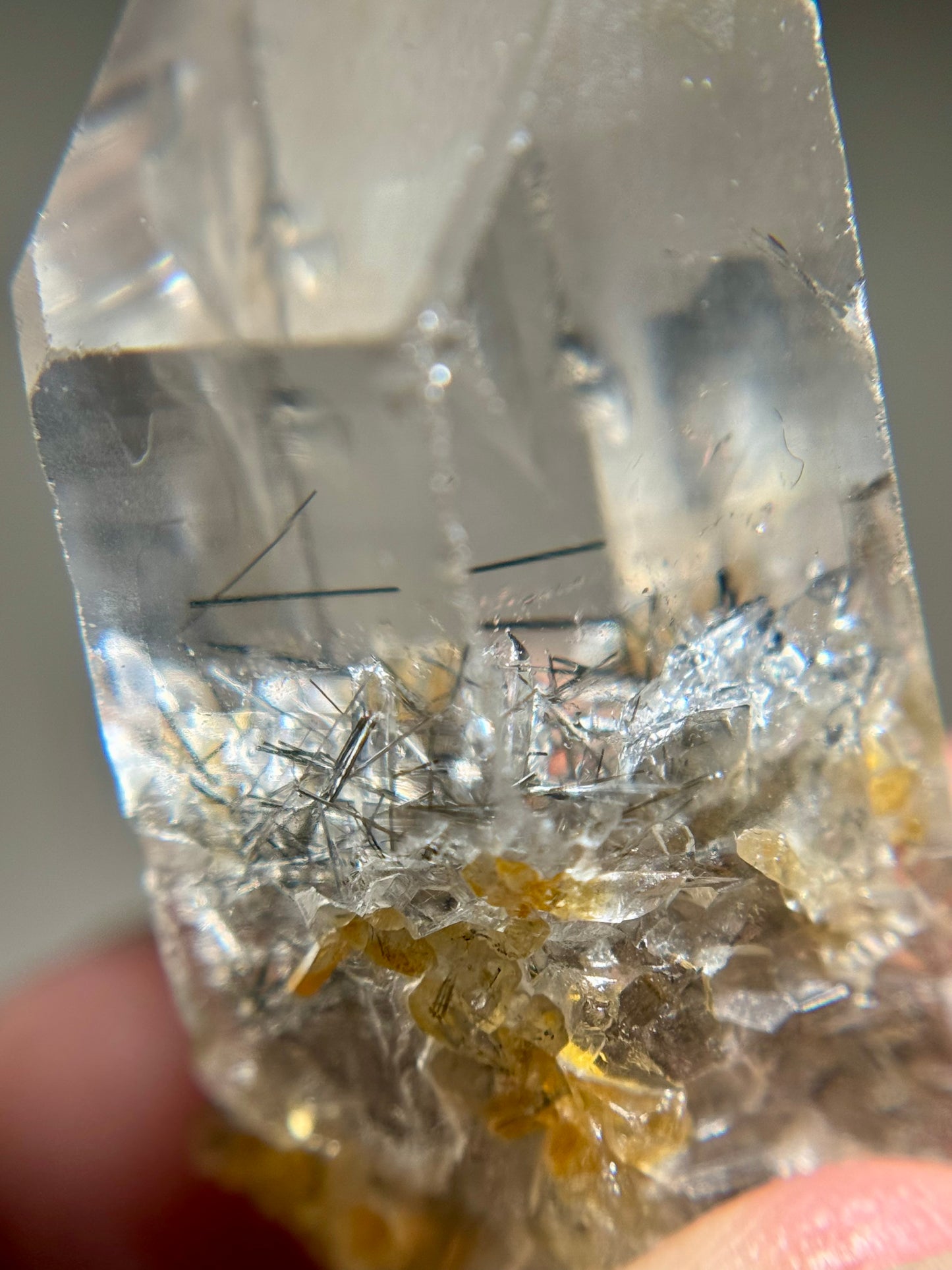 Rutile in Quartz