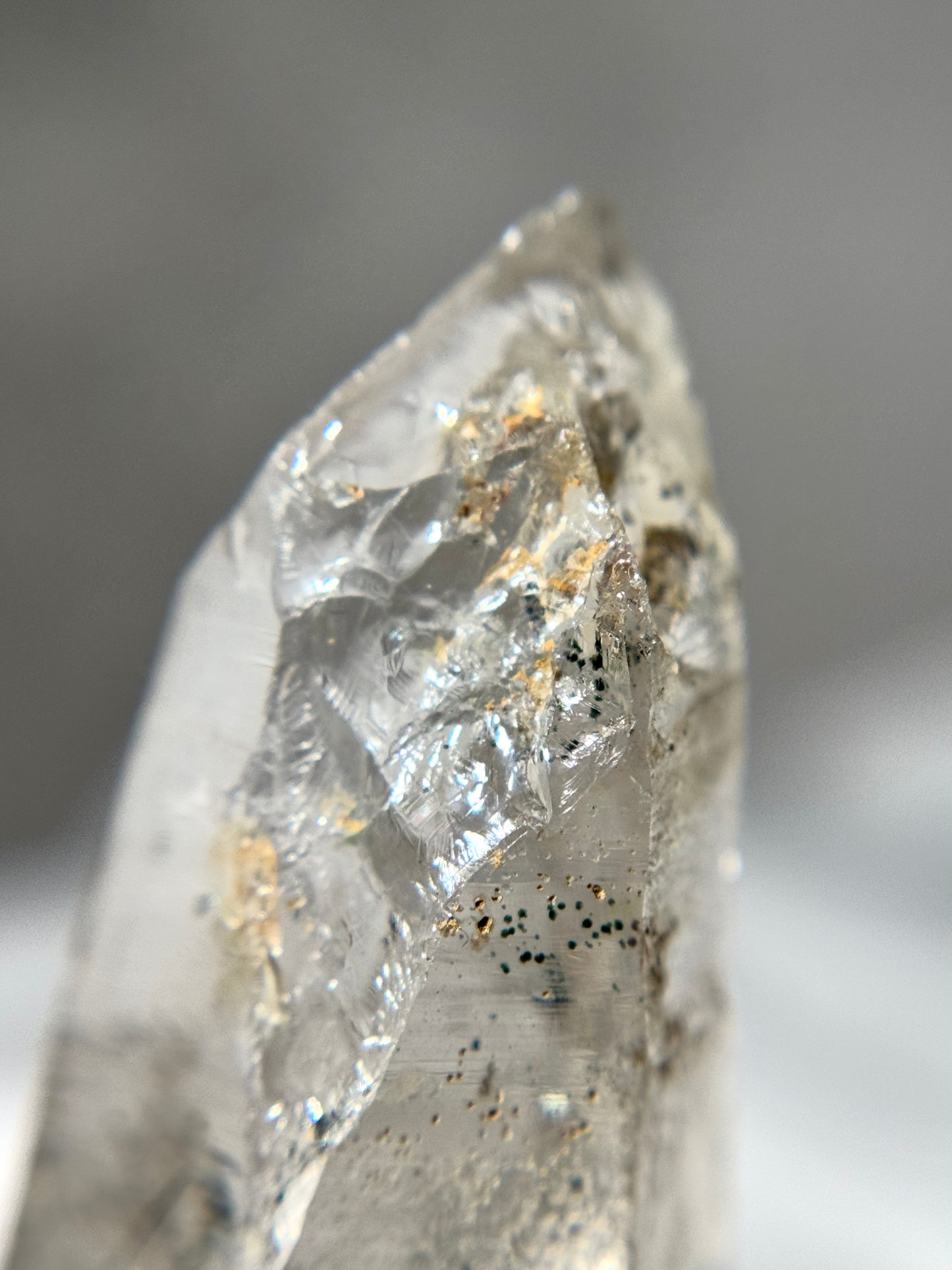 Byssolite & Rutile in Quartz