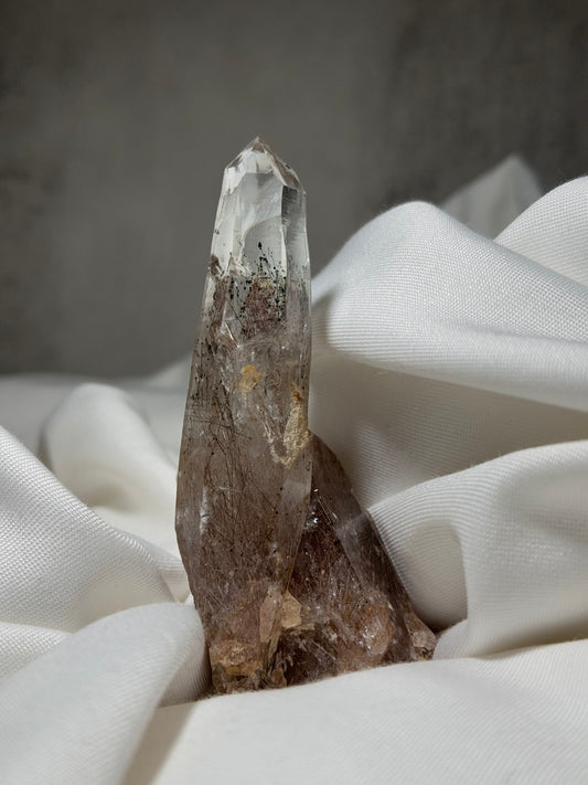 Byssolite & Rutile in Quartz