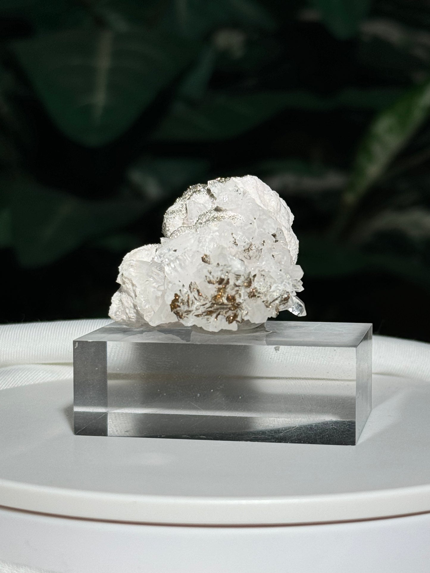 Quartz, Calcite & Chalchopyrite