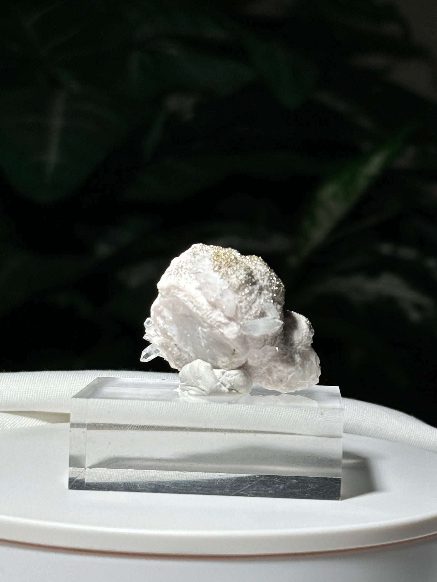 Quartz, Calcite & Chalchopyrite