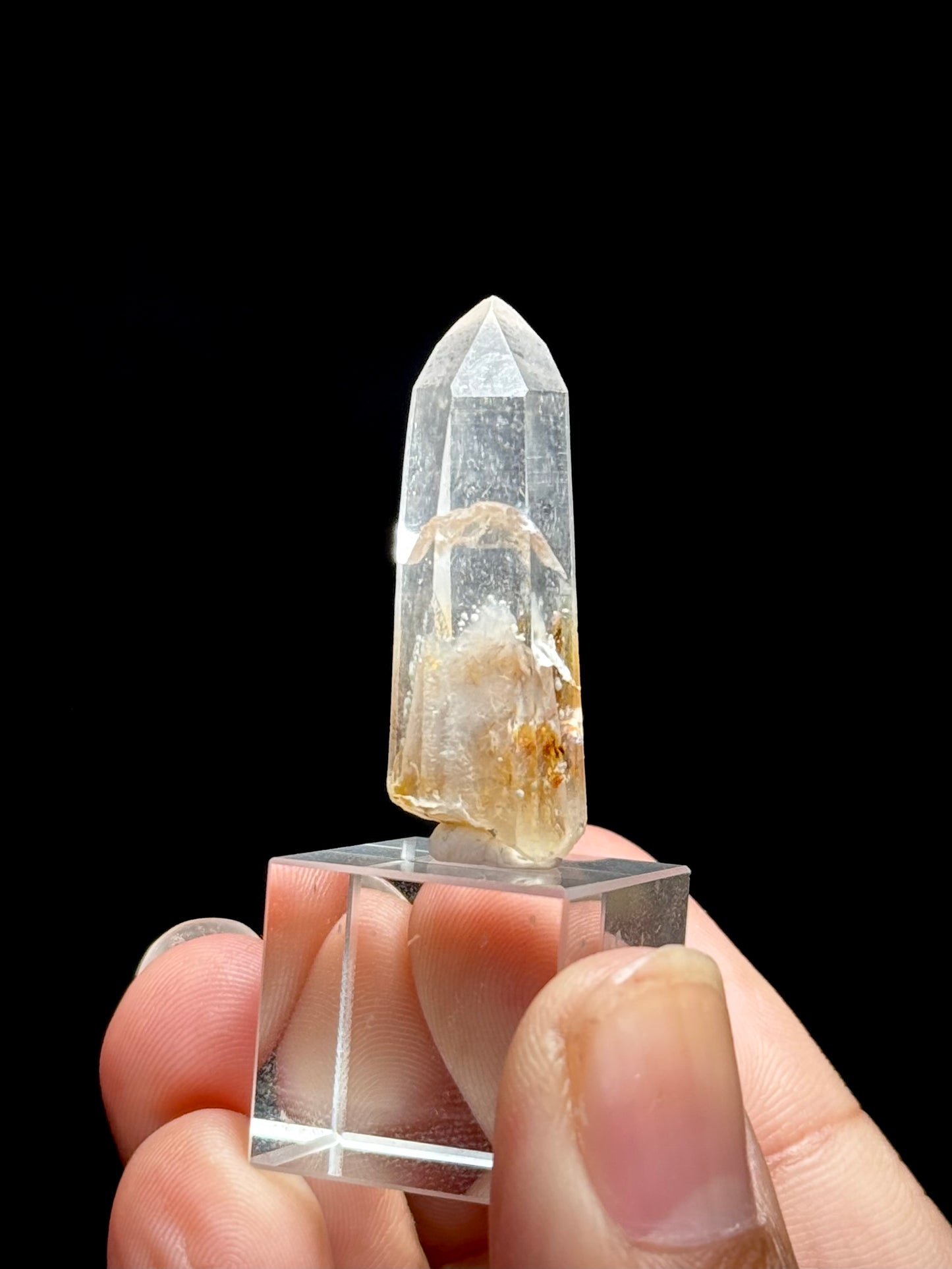 Cookite & Tremolite in Quartz
