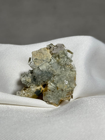 Fluorite & Calcite w/Dendrites