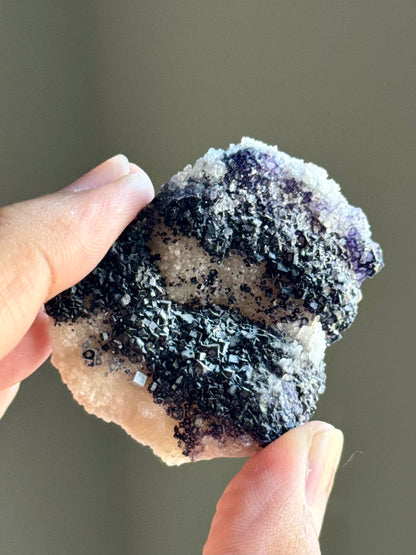 QR Code Fluorite on Quartz