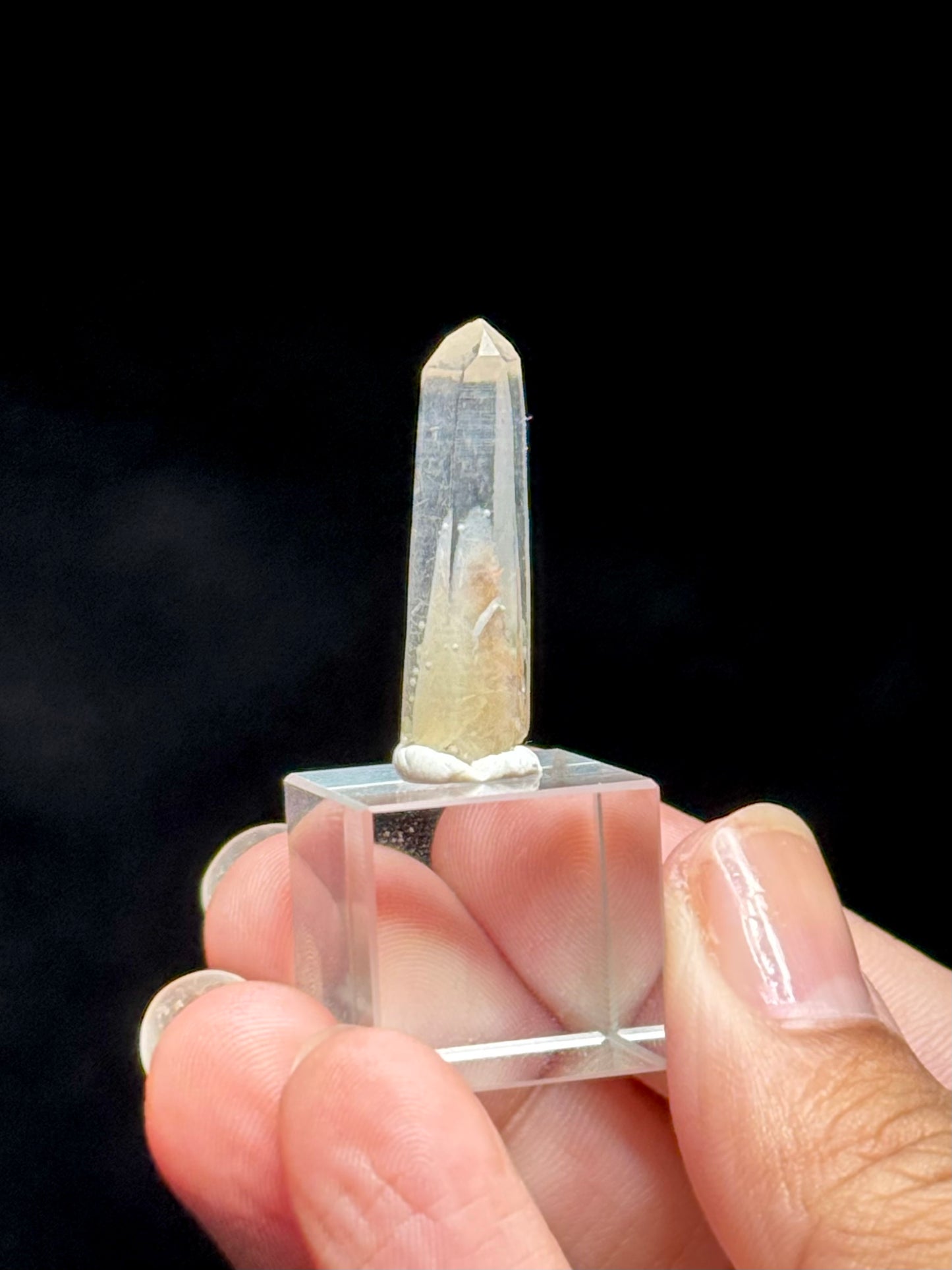 Cookite & Tremolite in Quartz