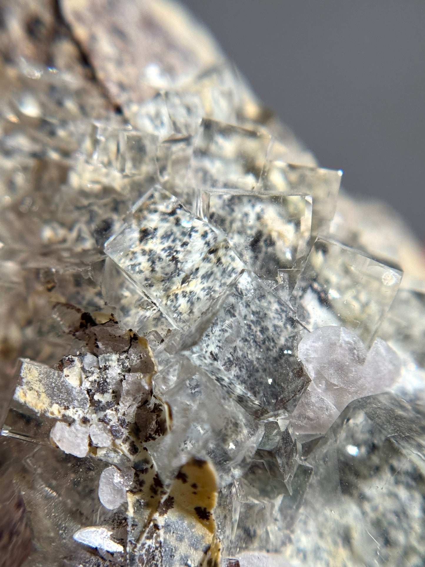 Fluorite & Calcite w/Dendrites