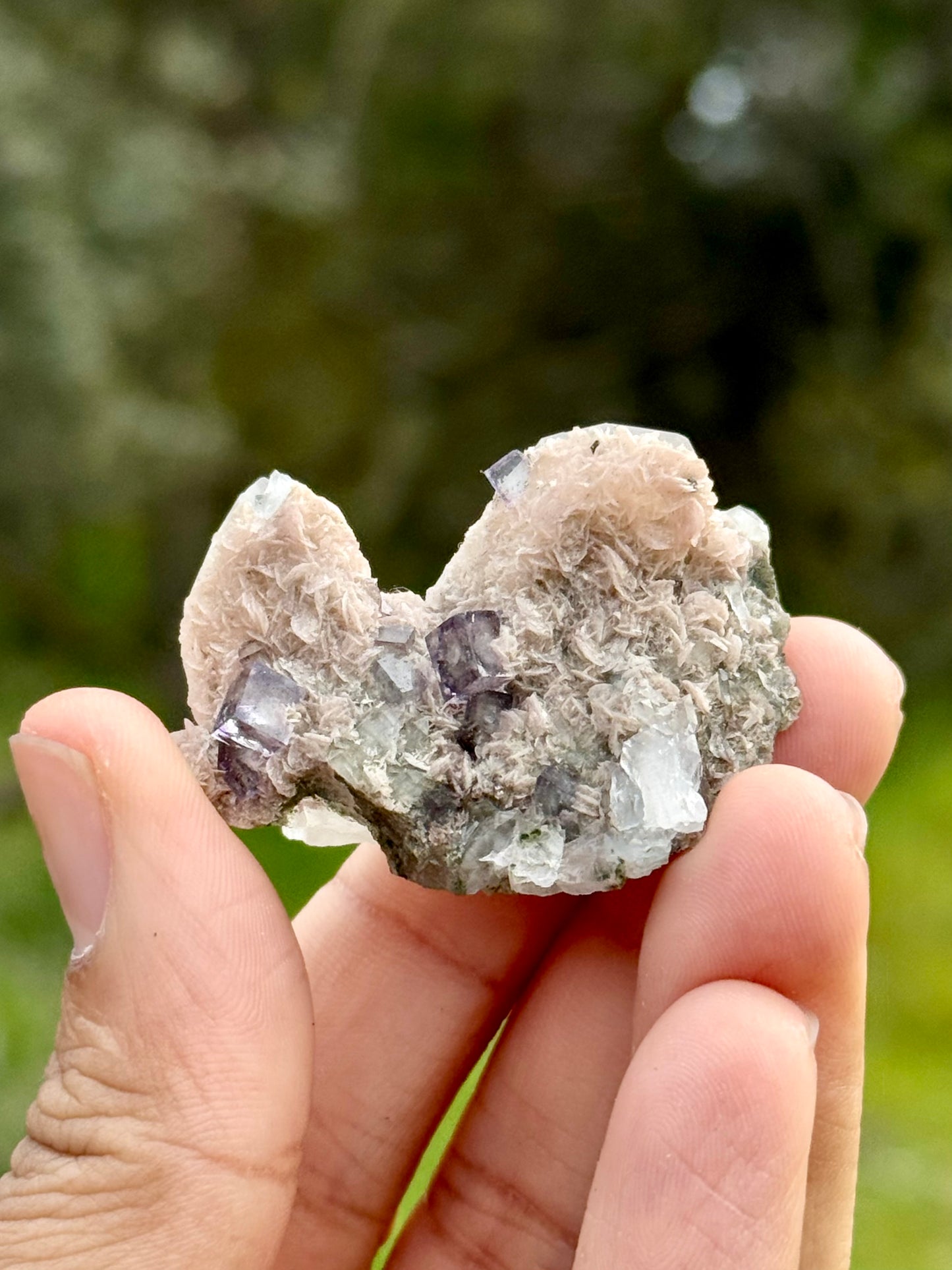 Quartz with Rhodochrosite & Fluorite