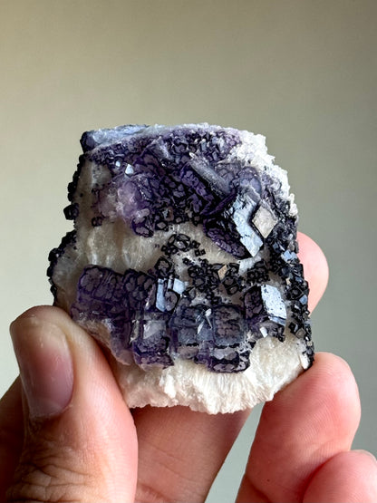 QR Code Fluorite on Quartz