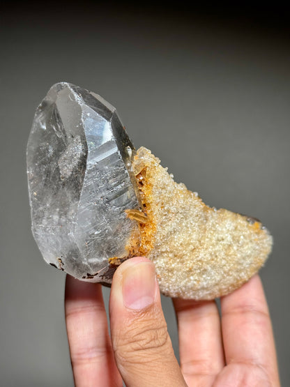 Rutile in Quartz