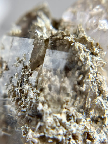 Quartz & Sepiolite