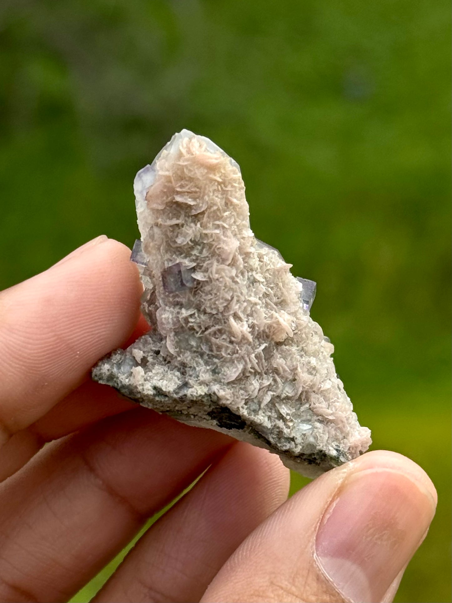 Quartz with Rhodochrosite & Fluorite