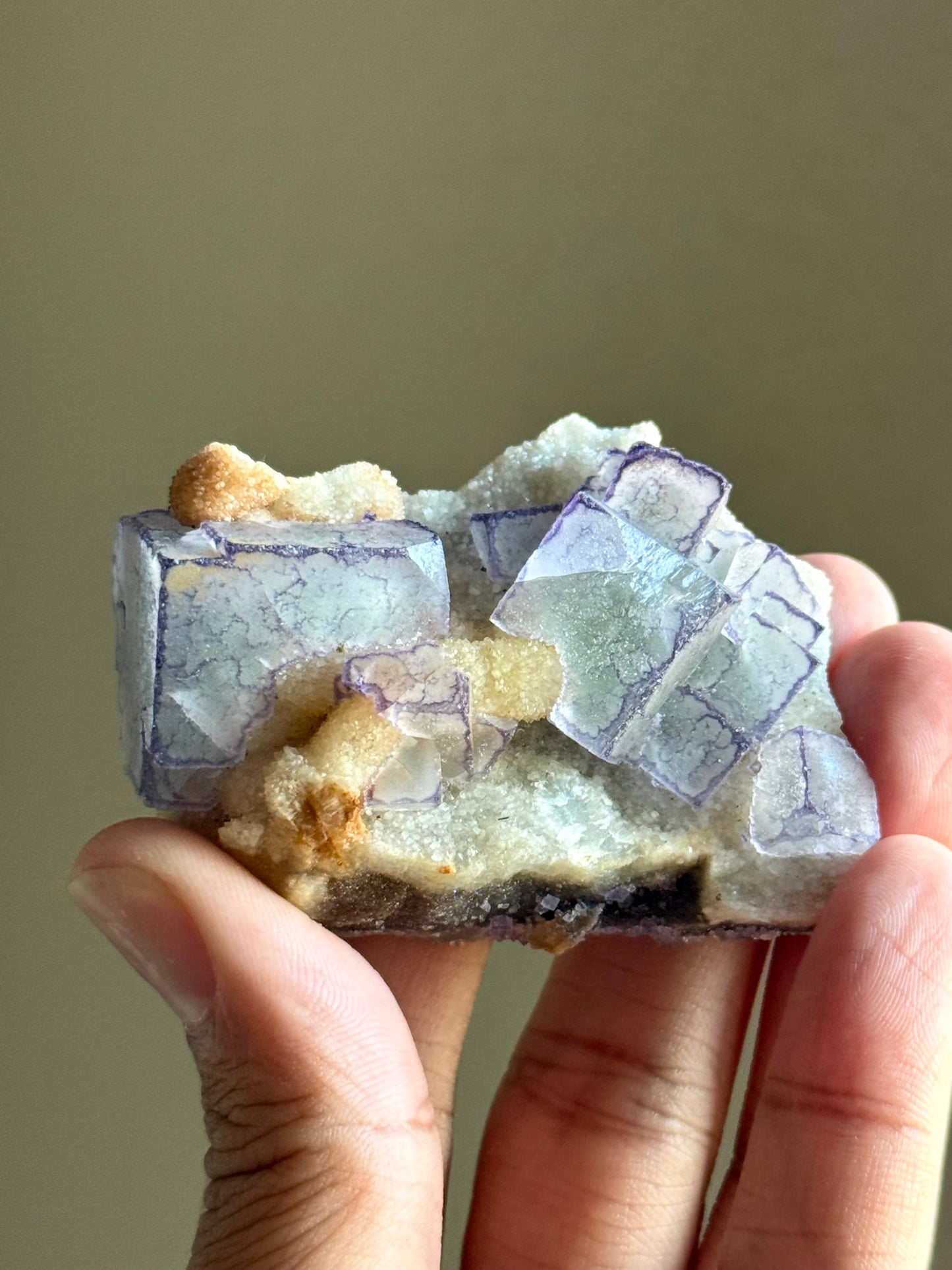 QR Fluorite on Quartz