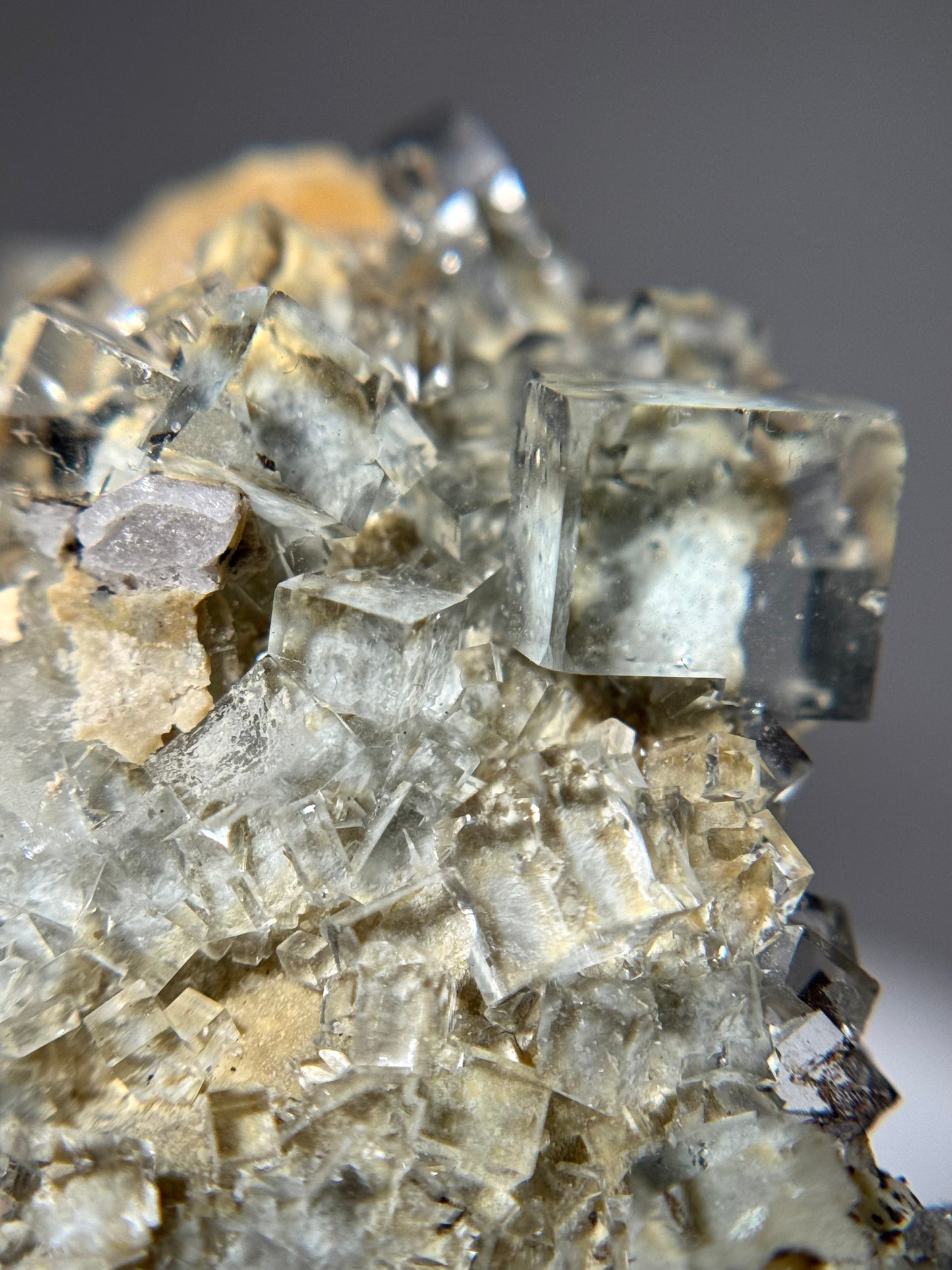 Fluorite & Calcite w/Dendrites