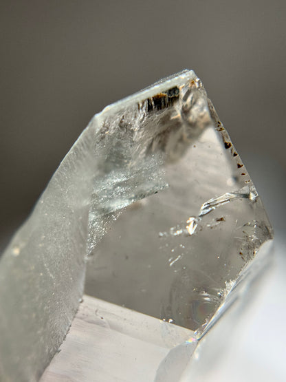 Byssolite & Rutile in Quartz