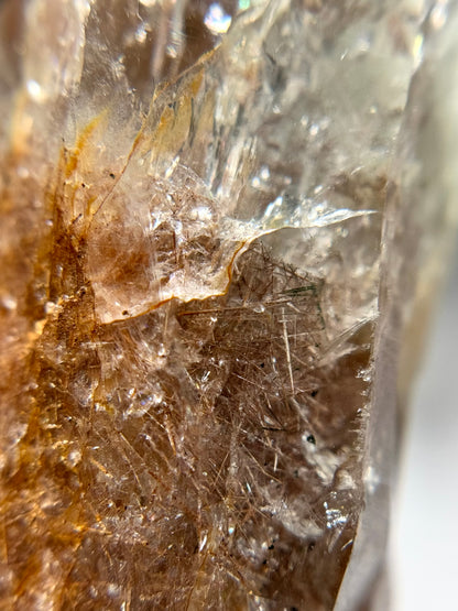 Rutile in Quartz