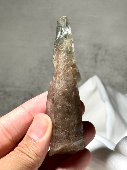 Byssolite & Rutile in Quartz