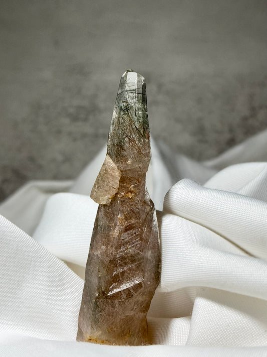 Byssolite & Rutile in Quartz