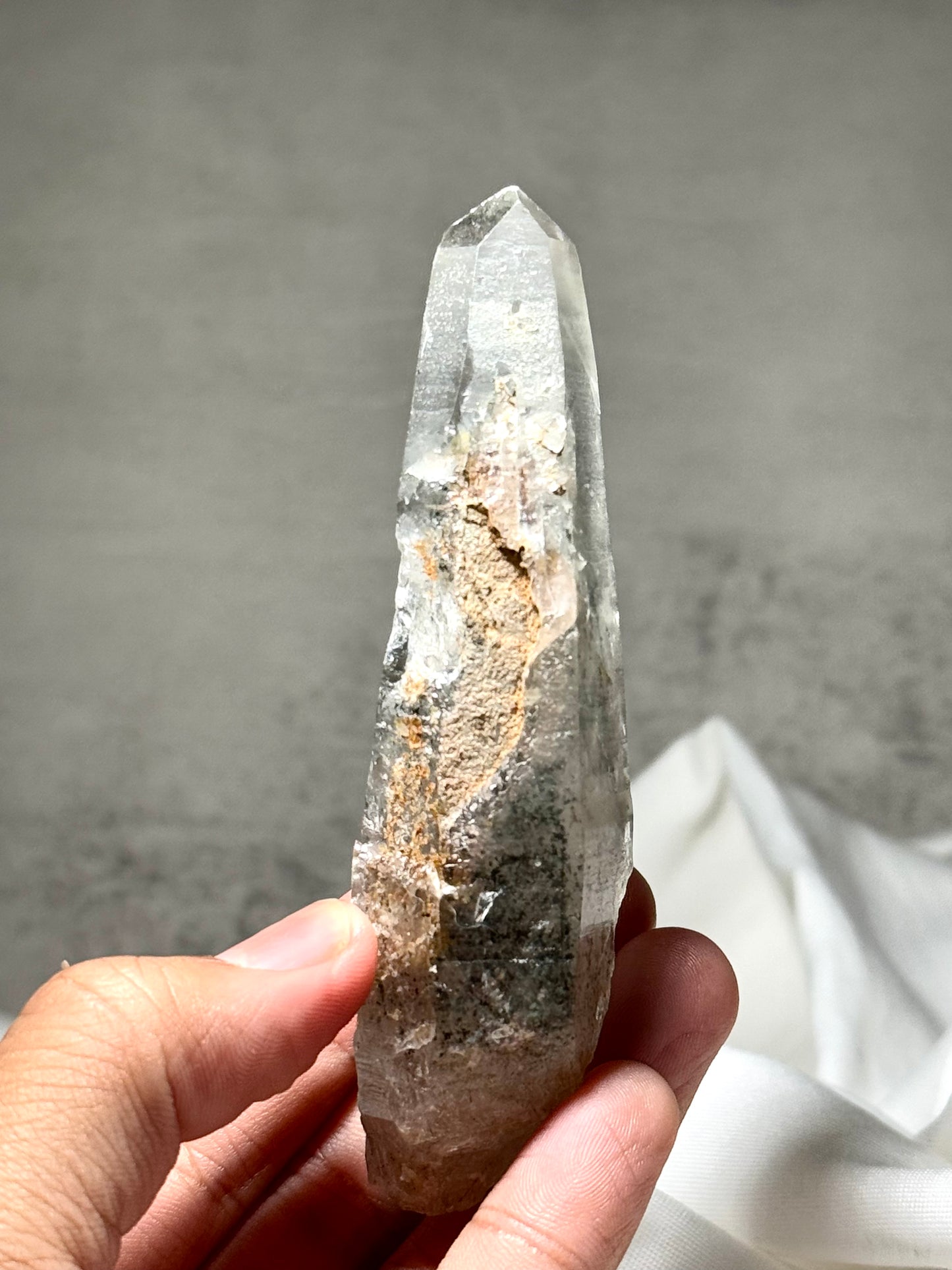 Byssolite & Rutile in Quartz