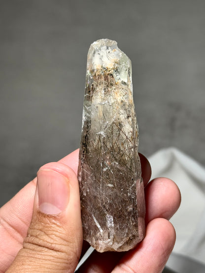 Byssolite & Rutile in Quartz