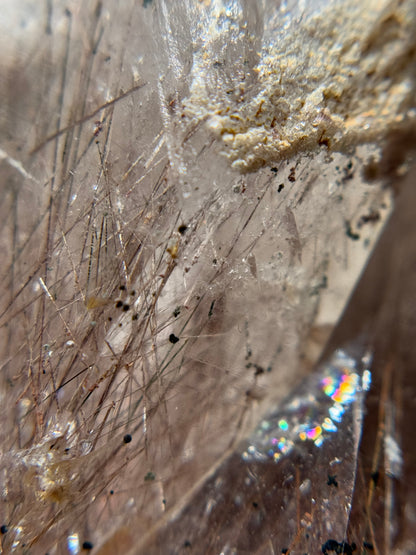 Byssolite & Rutile in Quartz