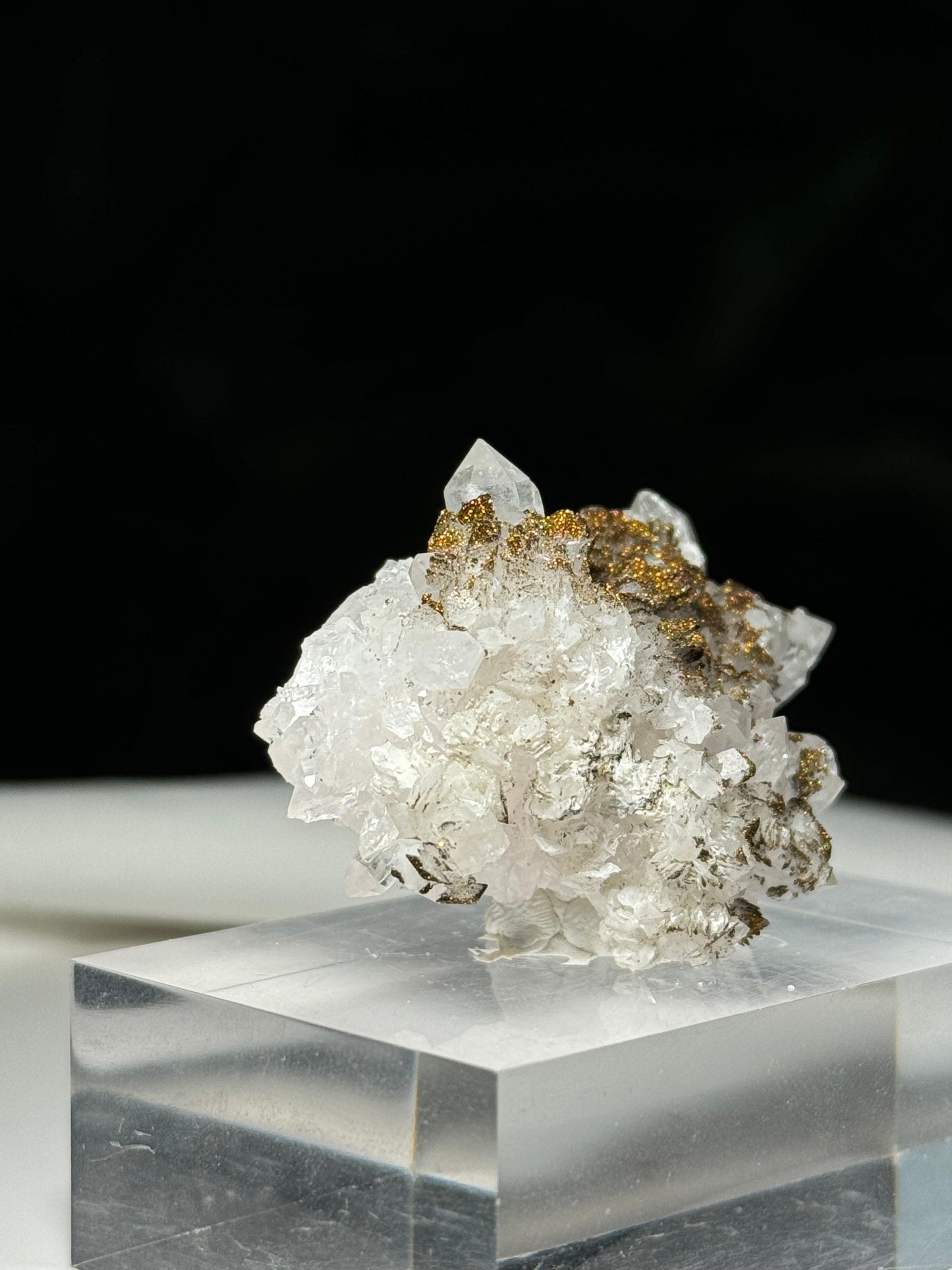 Quartz, Calcite & Chalchopyrite