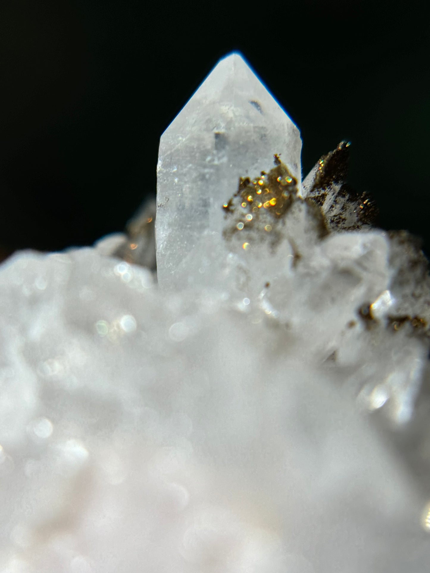 Quartz, Calcite & Chalchopyrite