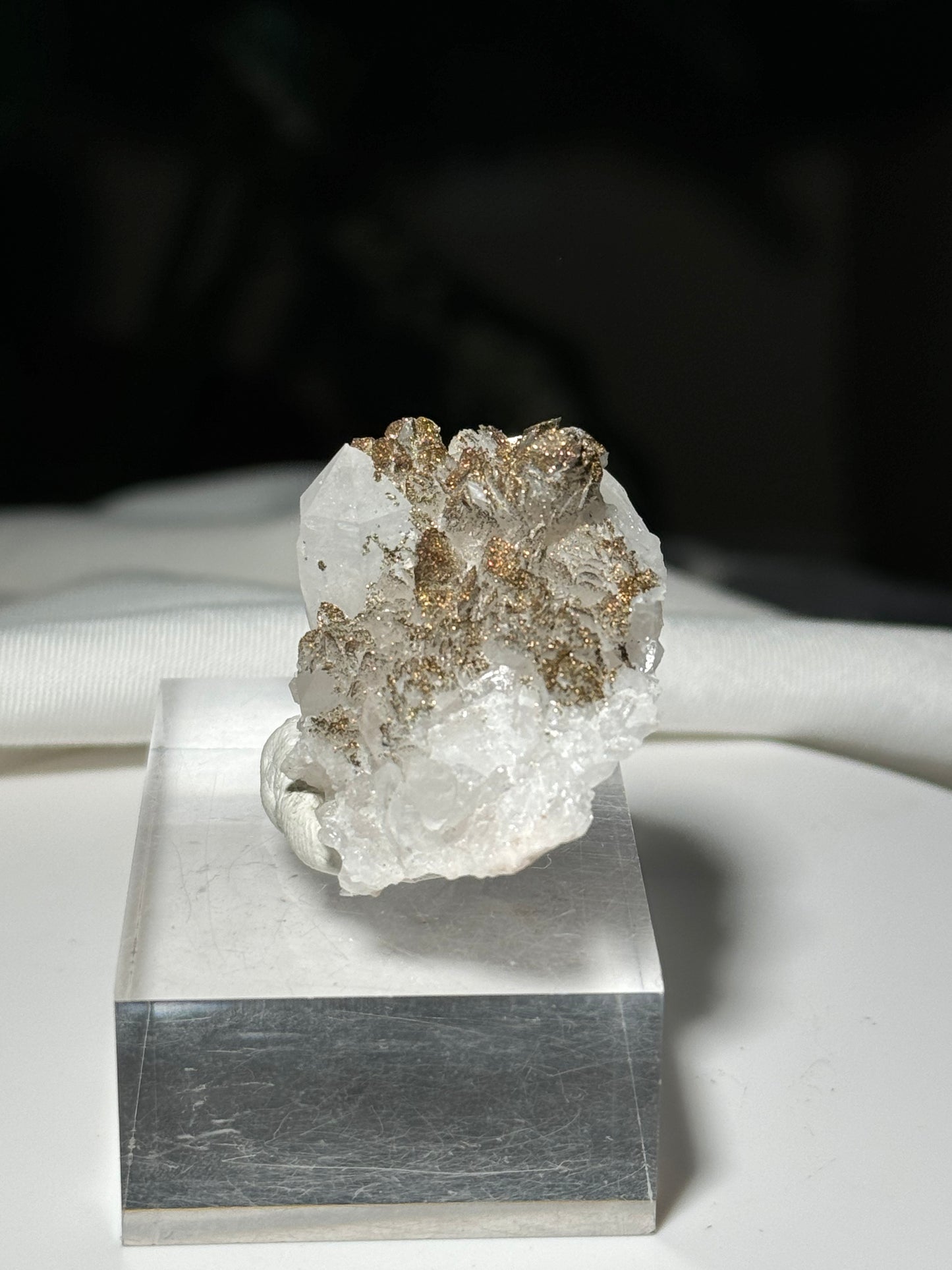 Quartz, Calcite & Chalchopyrite