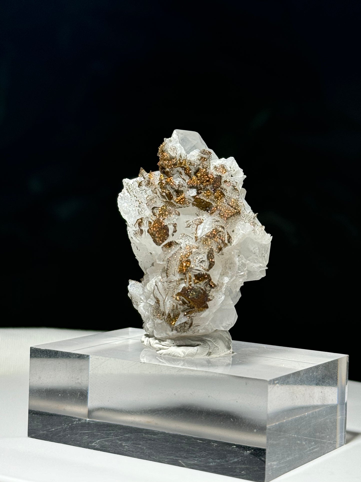 Quartz, Chalchopyrite & Calcite