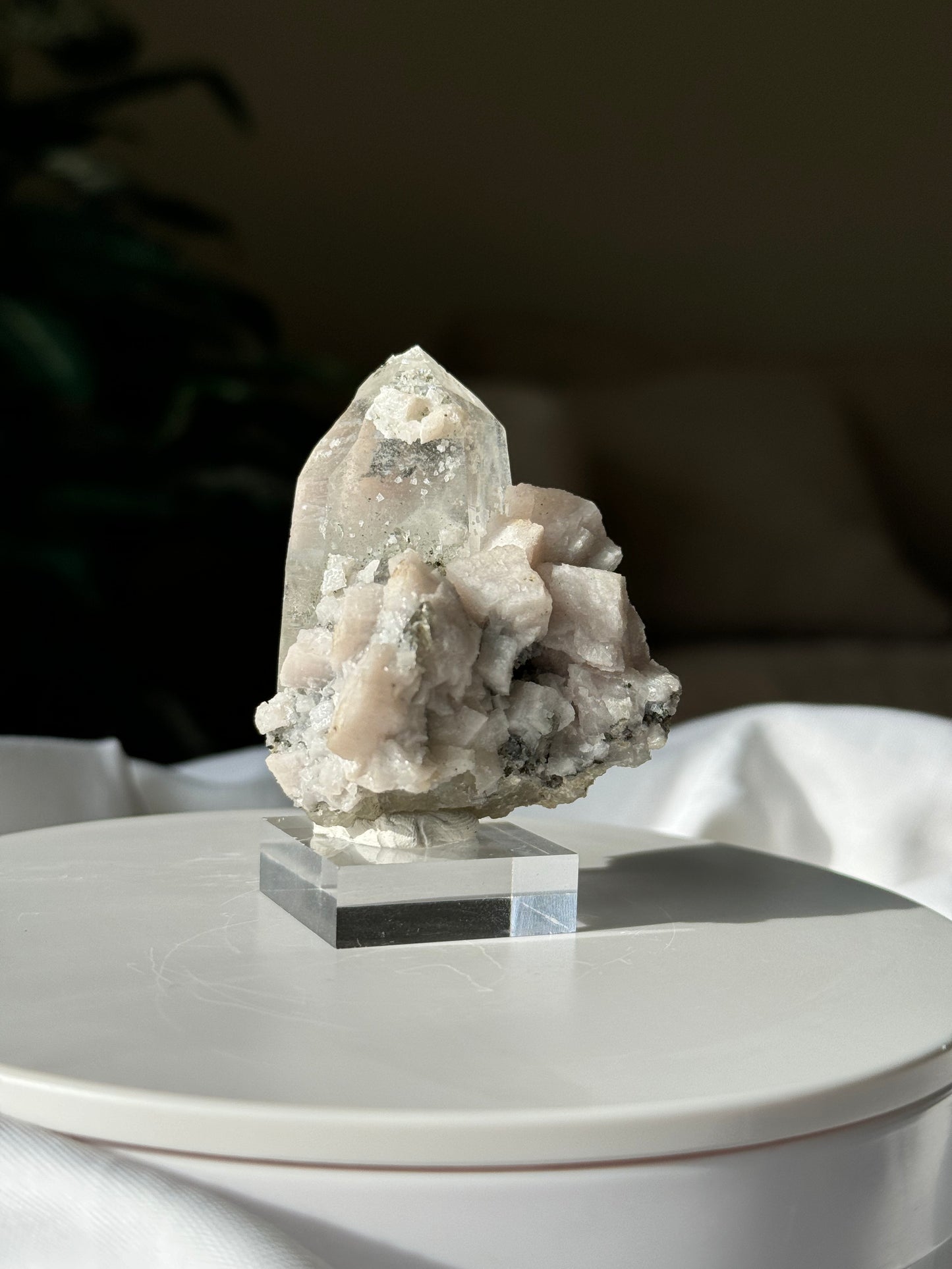 Quartz, Dolomite & Mica