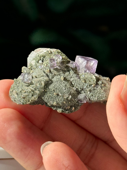 Quartz with pyrite, chlorite & fluorite