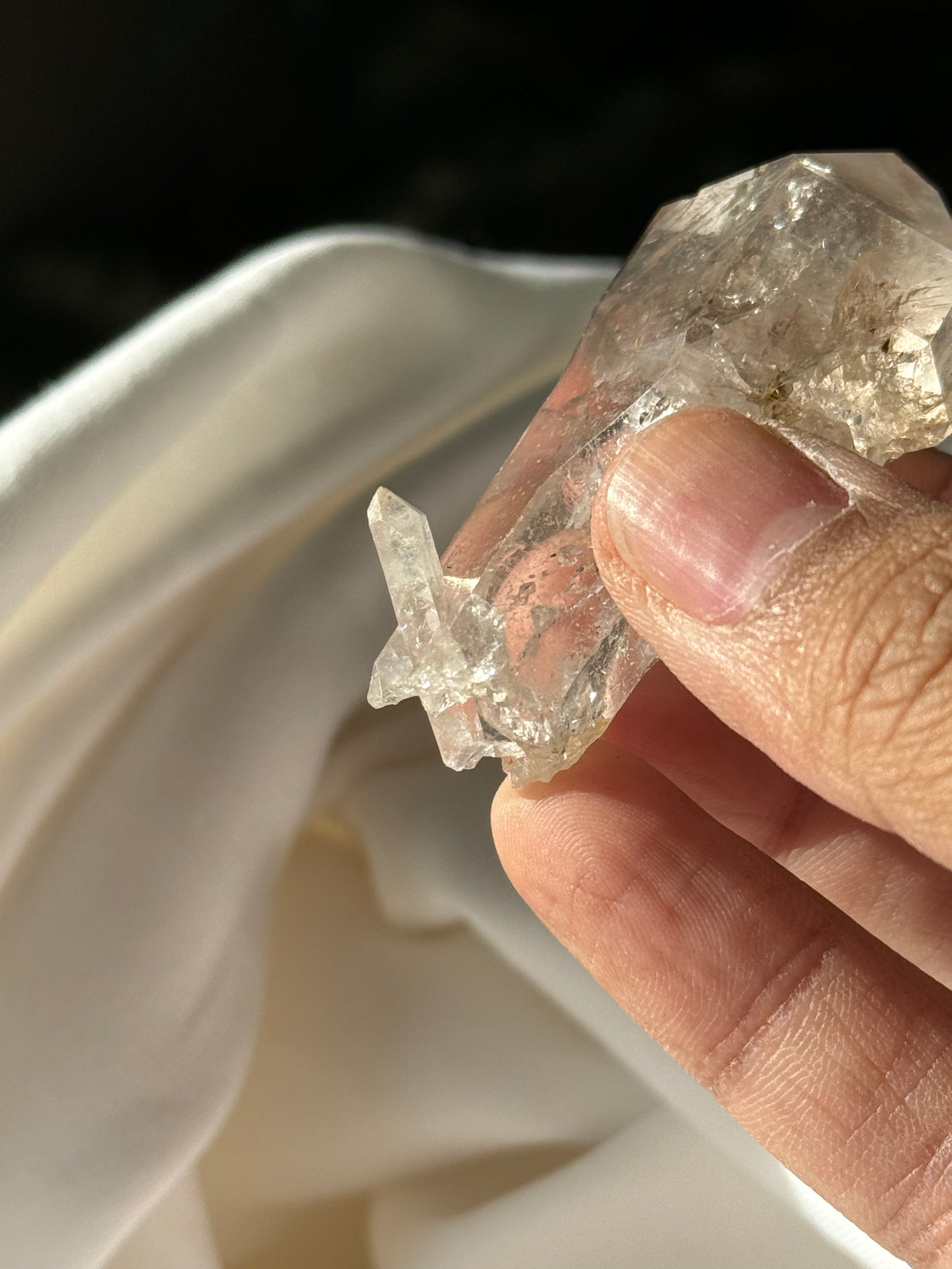 Quartz with partial dissolution