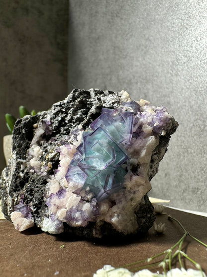 Porcelain Fluorite on Hübnerite (Second Generation)