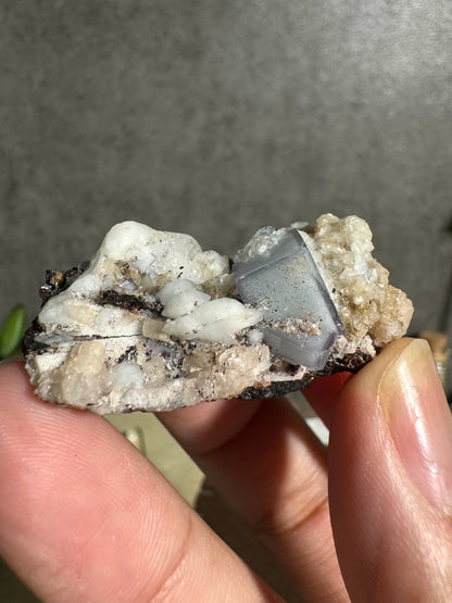 Porcelain Fluorite on Hübnerite (First Generation)